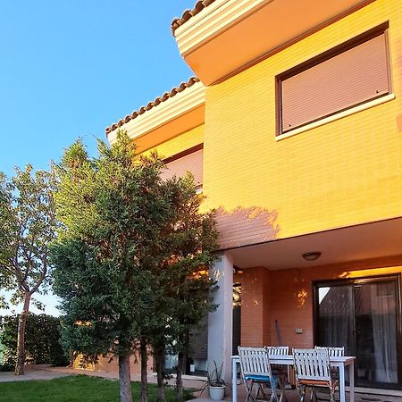 La Casa Del Cipres Aldeamayor de San Martin Exterior foto